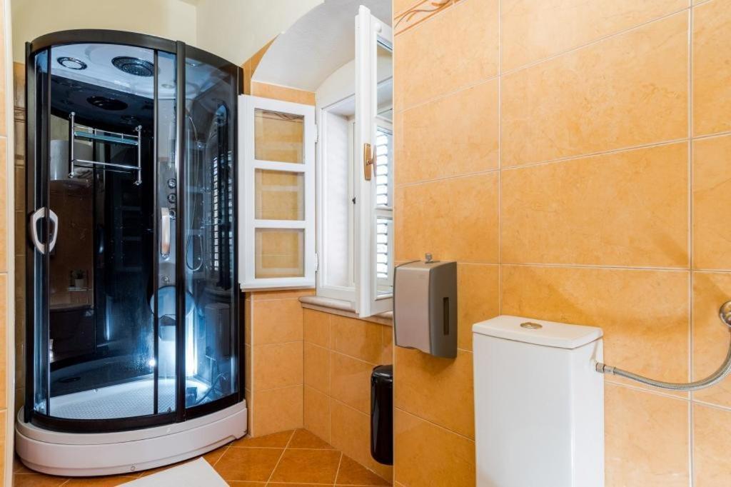 Rooms Miron - Adults Only Sumartin Cameră foto