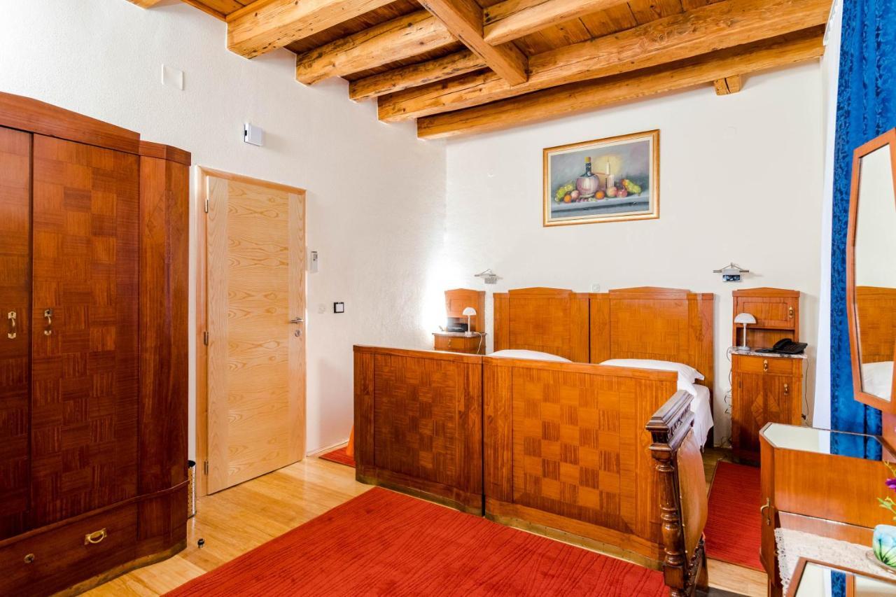Rooms Miron - Adults Only Sumartin Cameră foto